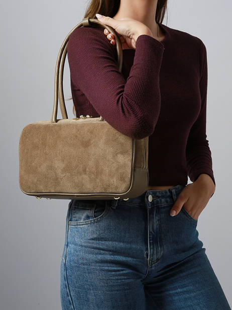 Shoulder Bag Velvet Caviar Leather Milano Brown velvet caviar VC25093 other view 1